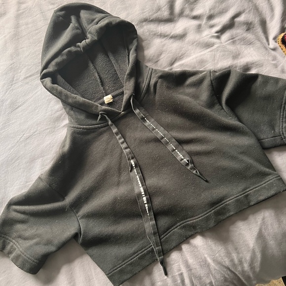 Alo cropped hoodie - Picture 5 of 6